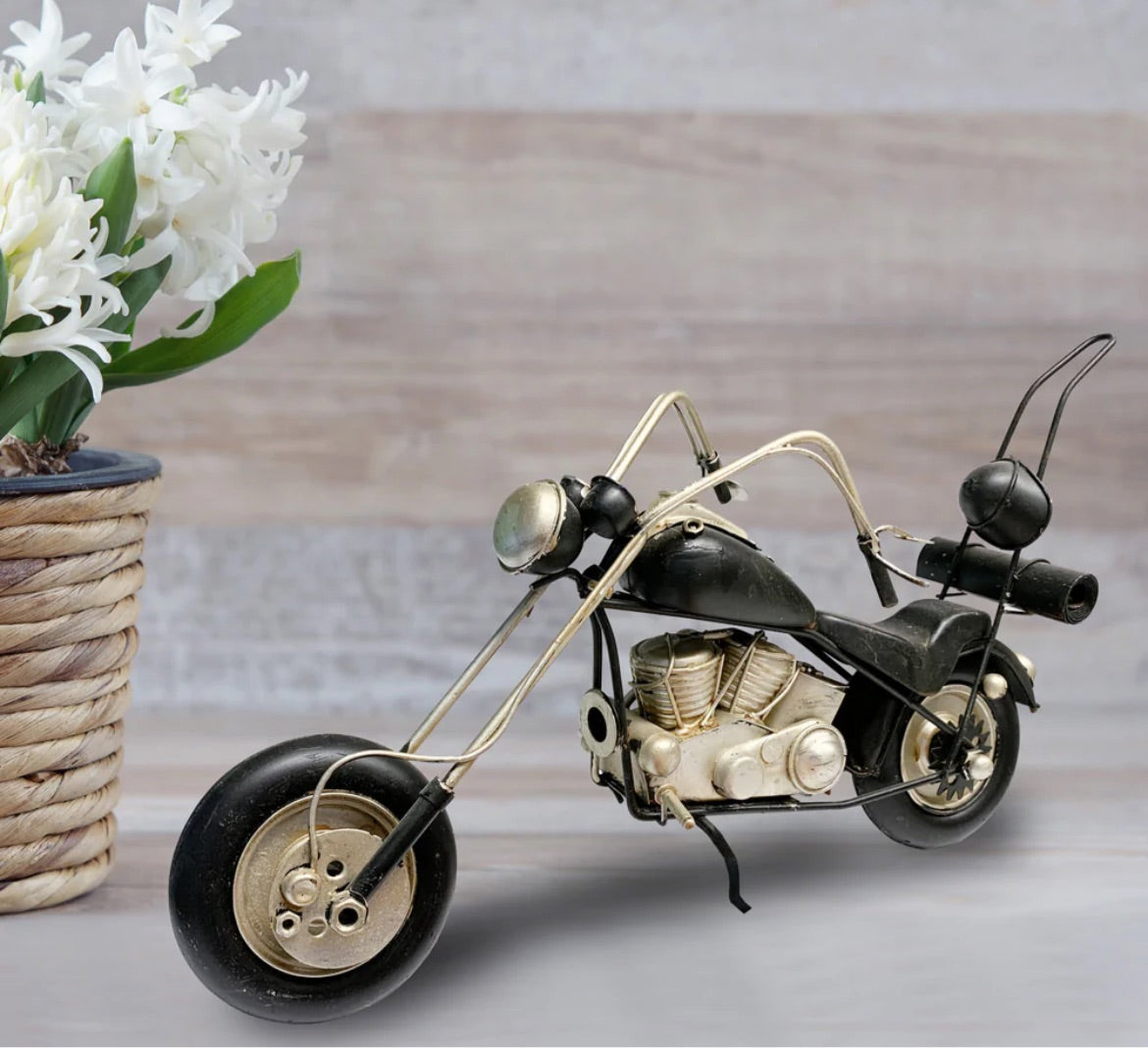 metal chopper motorcycle model for bike lovers